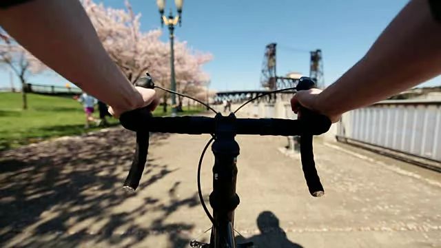 骑行减掉1公斤纯脂肪，要骑多久？