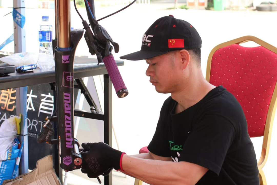 新赛道 新赛制  2018GDL广东速降联赛中山泉林站开赛
