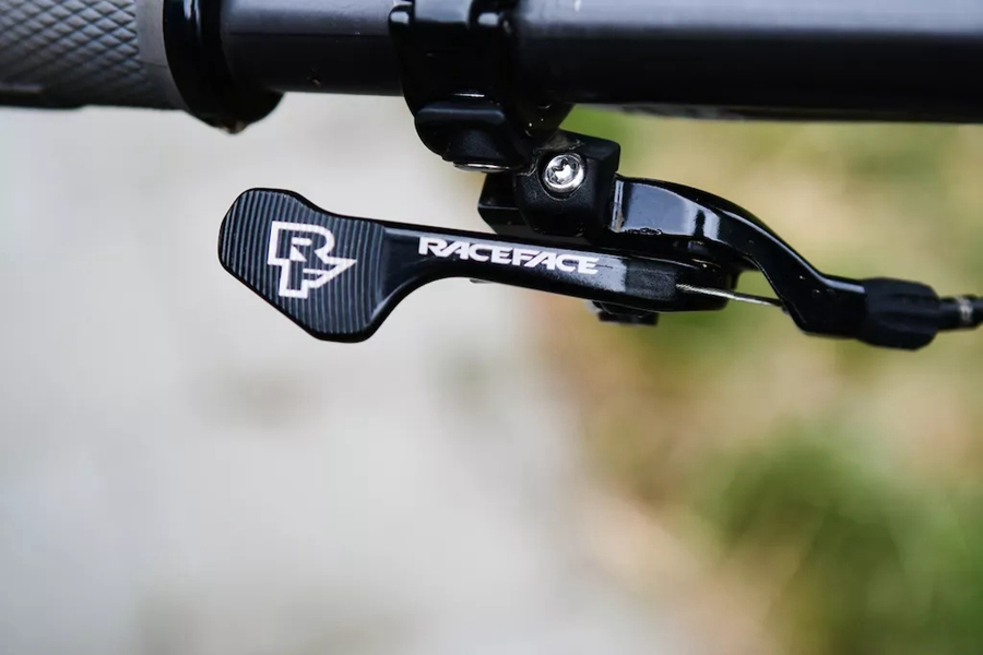 与FOX傻傻分不清楚 RaceFace Turbine R升降座管