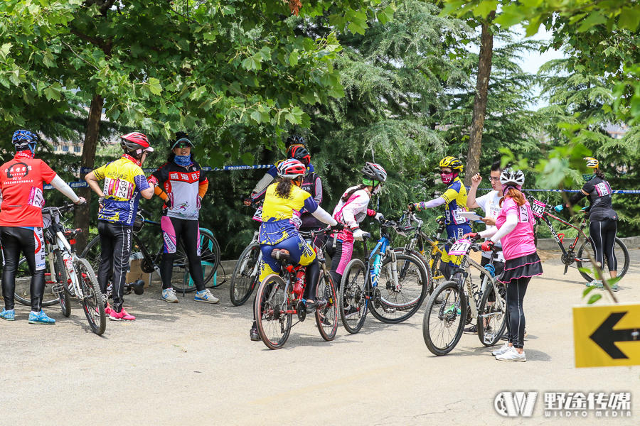 山地公开赛威海·环翠站D1：狼烟四起 封宽杰单飞三连胜