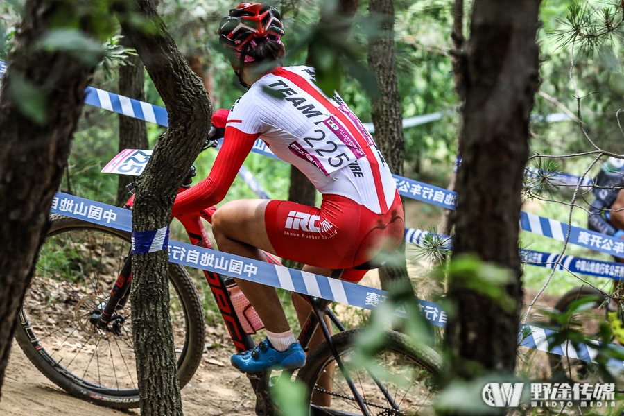 山地公开赛威海·环翠站D1：狼烟四起 封宽杰单飞三连胜