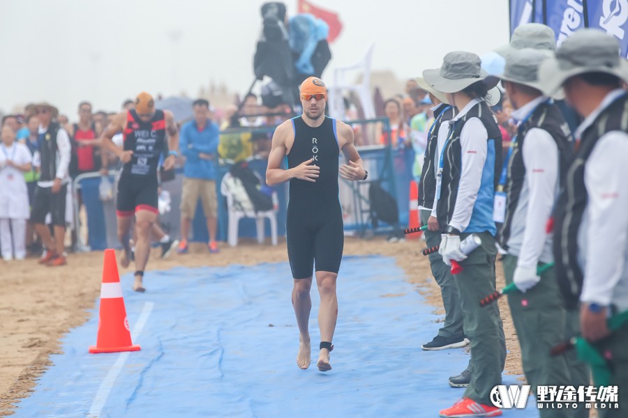 中国铁三联赛东戴河站：大师组上演蝉联好戏