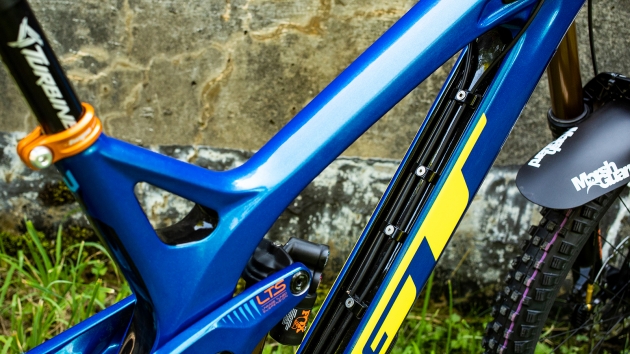 智能轮径小怪兽 2019 GT Fury碳纤维速降车