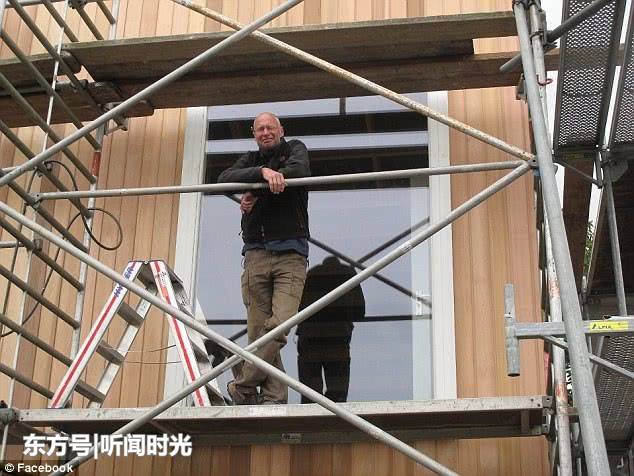 美国夫妇辞职骑行世界 遭车撞刀刺客死塔吉克斯坦