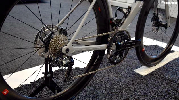 公路单盘真不够用 双盘3T Strada Due正式上市