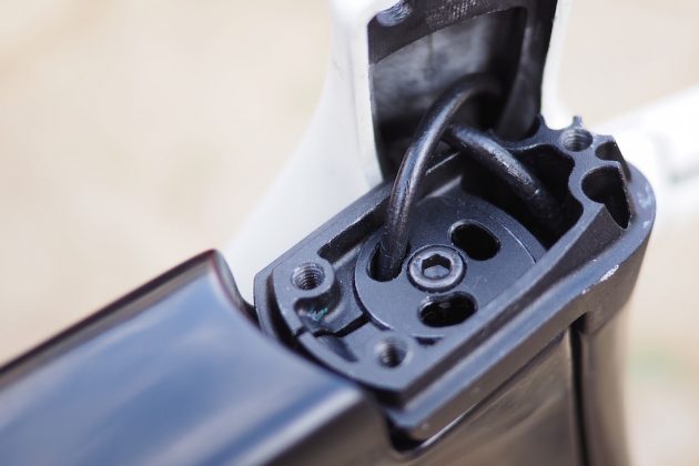 全新工业设计成果 Cervélo正式发布气动车型S5 Disc