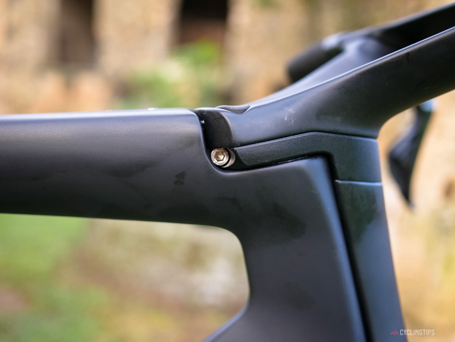 全新工业设计成果 Cervélo正式发布气动车型S5 Disc