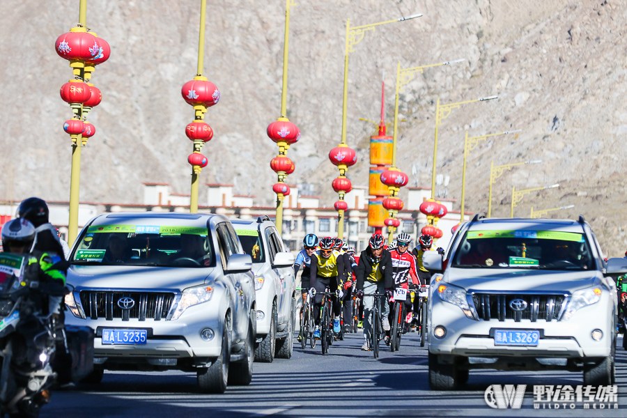 首届跨喜马拉雅极限赛收官：一路欢歌去拉萨