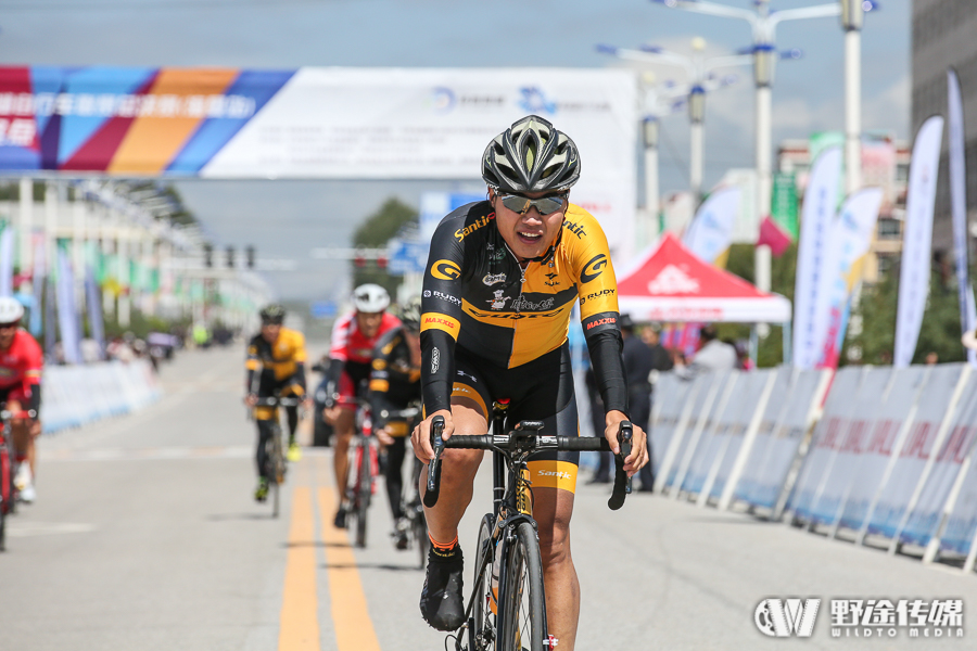 风云秀场｜人气王苏野：不只车队队长 我还是名冲刺手！