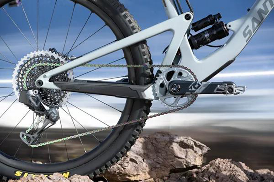 SRAM RED eTap AXS™携众新品，宣告无线互联时代来临！