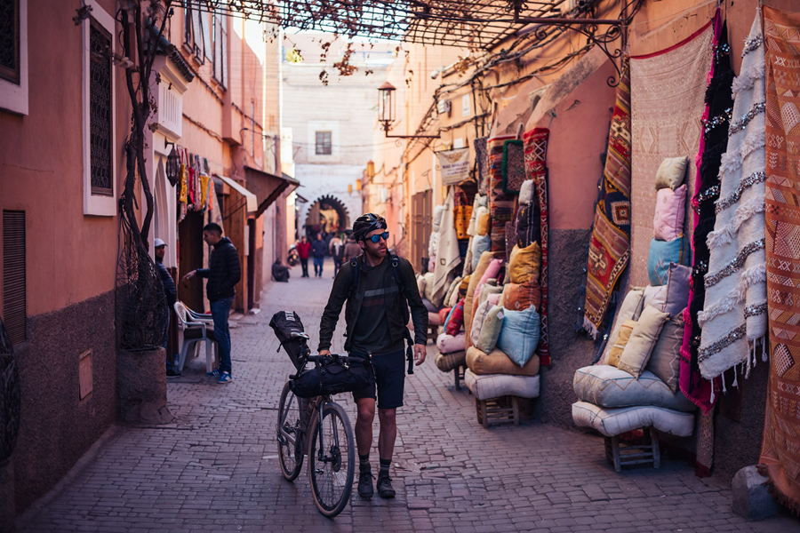 骑行穿越阿特拉斯山脉  一场“心灵+探险”之旅