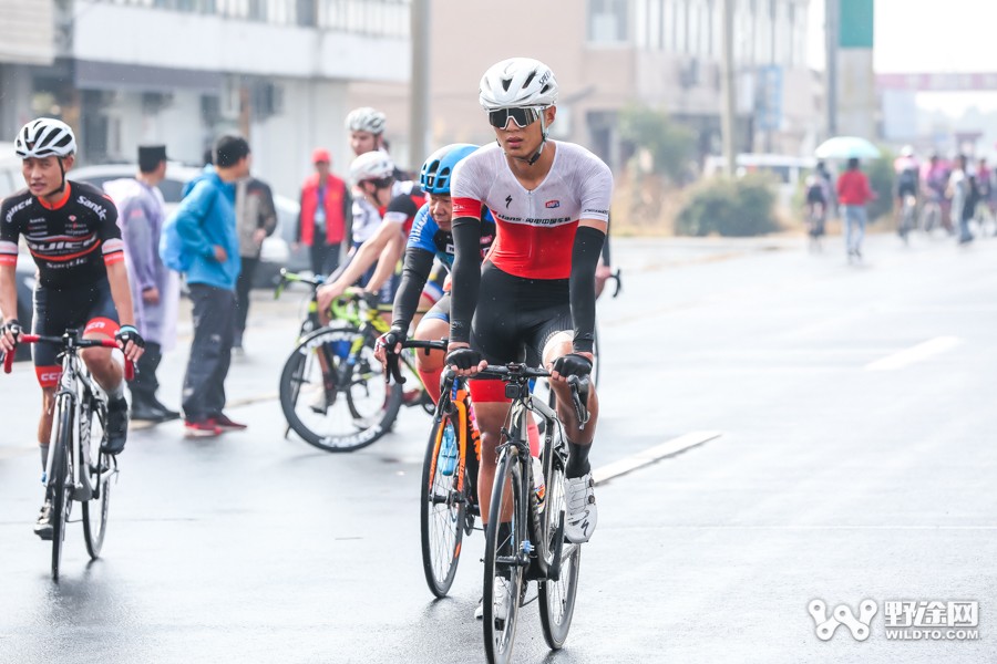 鹽城黃海濕地公路賽 黃京勝兩“鑫”