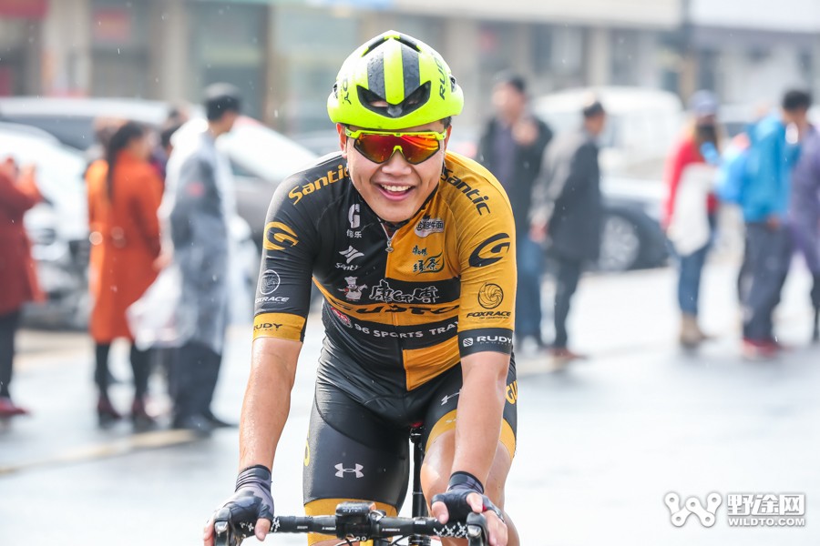 鹽城黃海濕地公路賽 黃京勝兩“鑫”