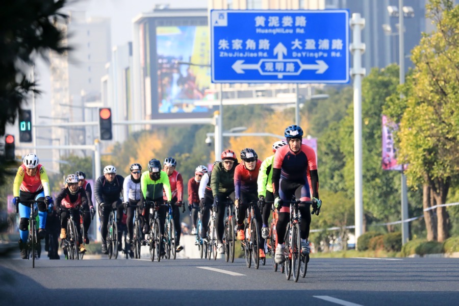 环意粉浪席卷上海青浦 康塔多“环意”再夺冠