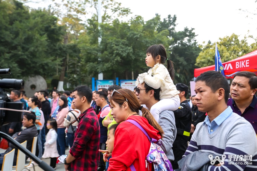 JAVA杯第十届凤凰山山地赛 单飞哥黄广鸿冠绝全场