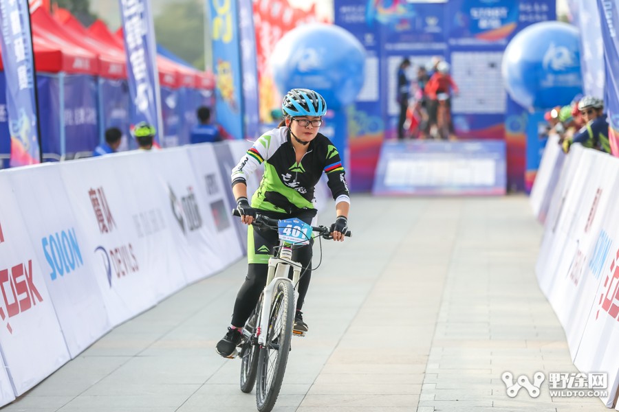 JAVA杯第十届凤凰山山地赛 单飞哥黄广鸿冠绝全场