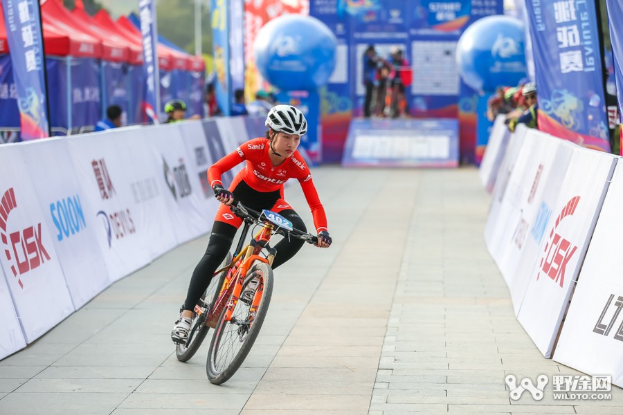 JAVA杯第十届凤凰山山地赛 单飞哥黄广鸿冠绝全场