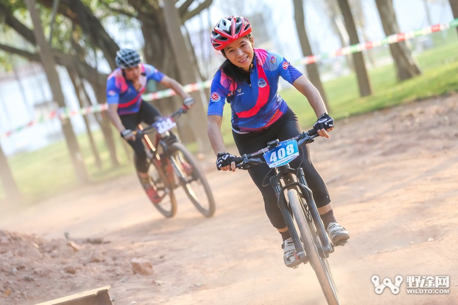 JAVA杯第十届凤凰山山地赛 单飞哥黄广鸿冠绝全场