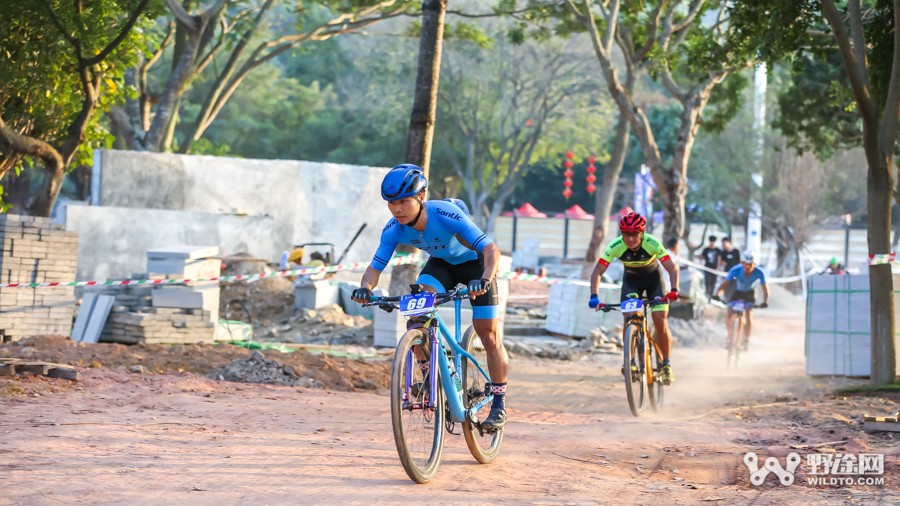 JAVA杯第十届凤凰山山地赛 单飞哥黄广鸿冠绝全场