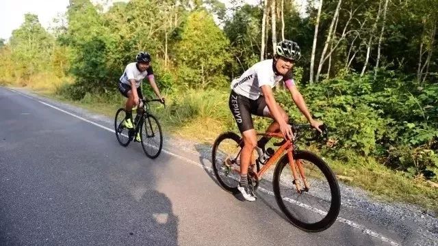 怎样骑行会比较省力？