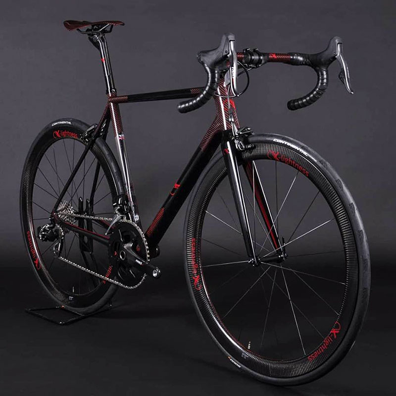 极致奢华  AX亮相限量版Race LTD