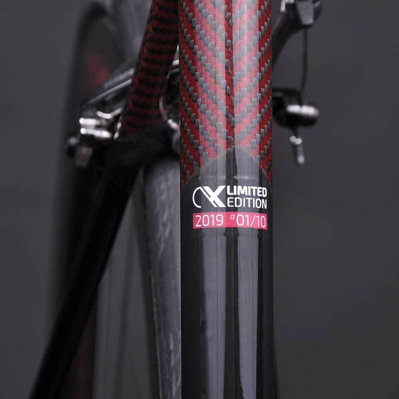 极致奢华  AX亮相限量版Race LTD