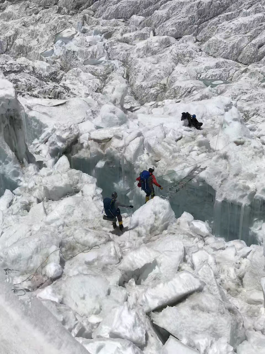 铁三人物｜王战平：登珠峰玩铁三  谁说60岁后就要停下来