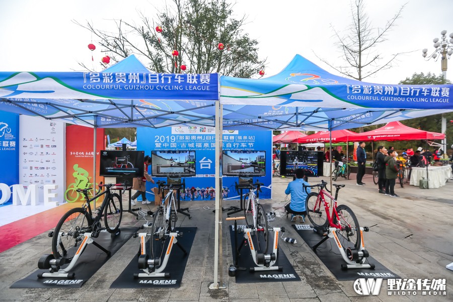 多彩贵州联赛福泉站 | D1 夏威冲刺制胜蒙古国车手