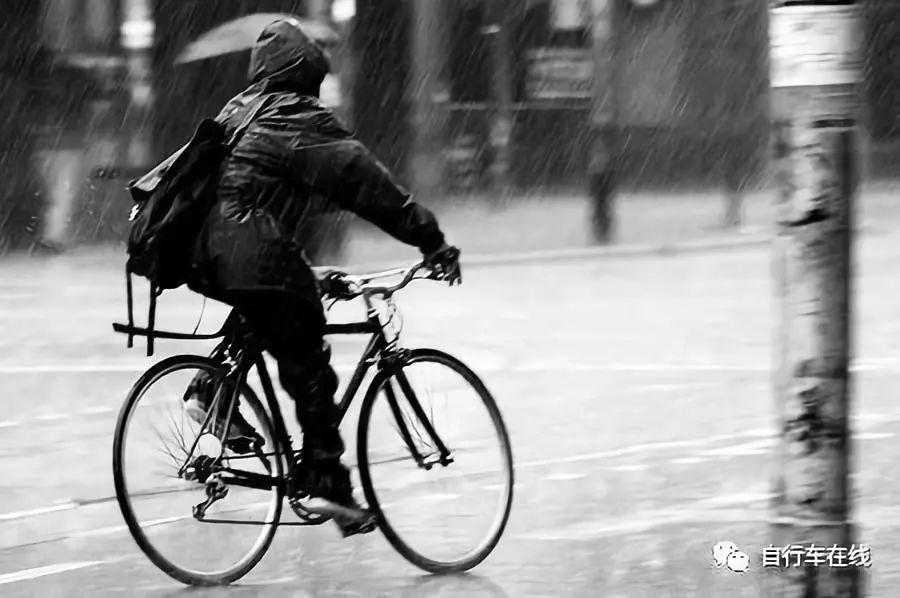 谨记10招，雨天骑行不再是梦魇！