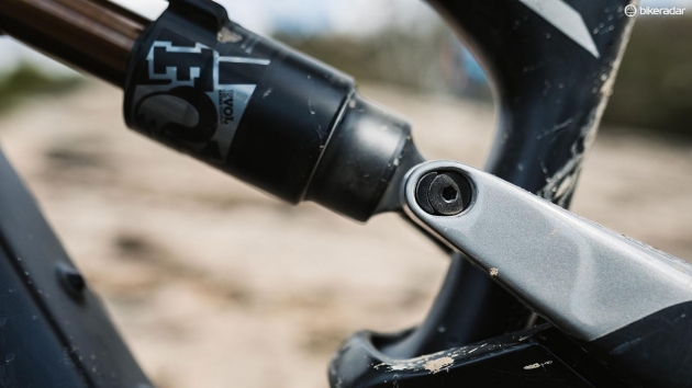 迟到只为更好，YT带来与特斯拉同款电池技术e-MTB
