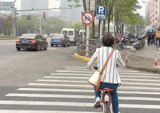 建设骑行友好城市  上海任重道远