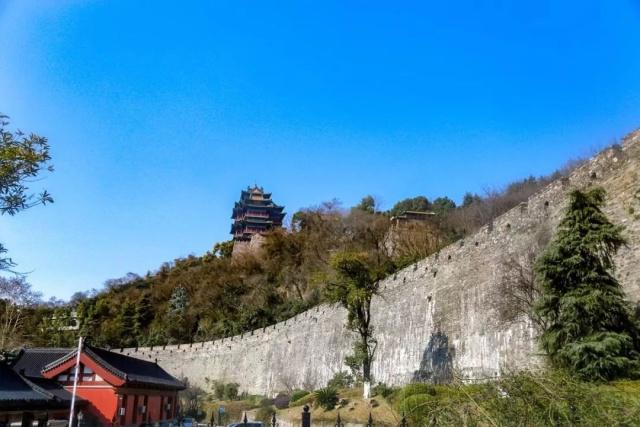 解锁南京鼓楼骑行线路  最美的风景都在脚下