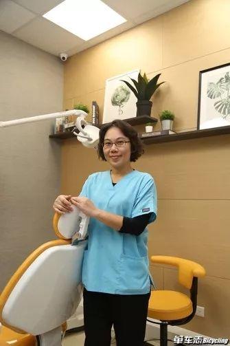 骑车摔伤牙齿怎么办？