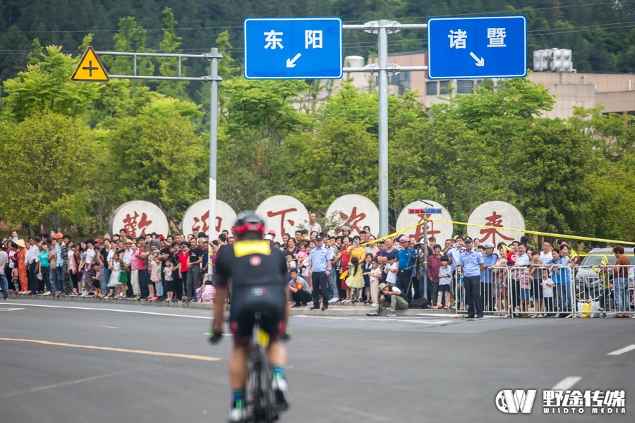 2019環(huán)法挑戰(zhàn)賽諸暨站 胡浩沖刺輕取全程組冠軍