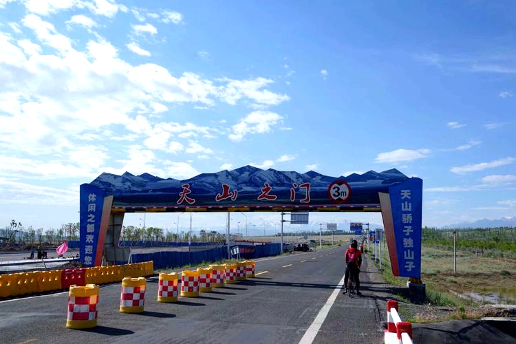 胖強尋山記｜穿梭獨庫公路  “最美公路”上演四季輪轉(zhuǎn)（下）