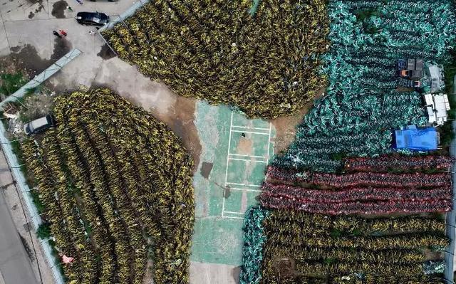 再现“单车坟场”！太原集中存放6万余辆遗弃共享单车