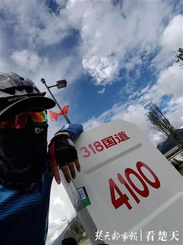 一骑向西  湖北3名大二学生骑行去西藏