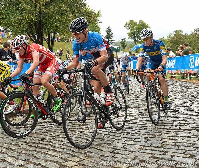 尝试成为职业车手是一个人能尝试的最有意义的事