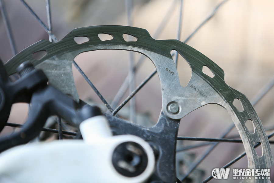 新手进阶 6步解决刹车软绵无力