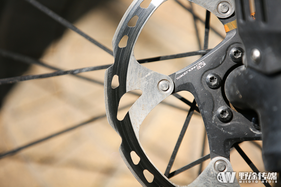 新手进阶 6步解决刹车软绵无力