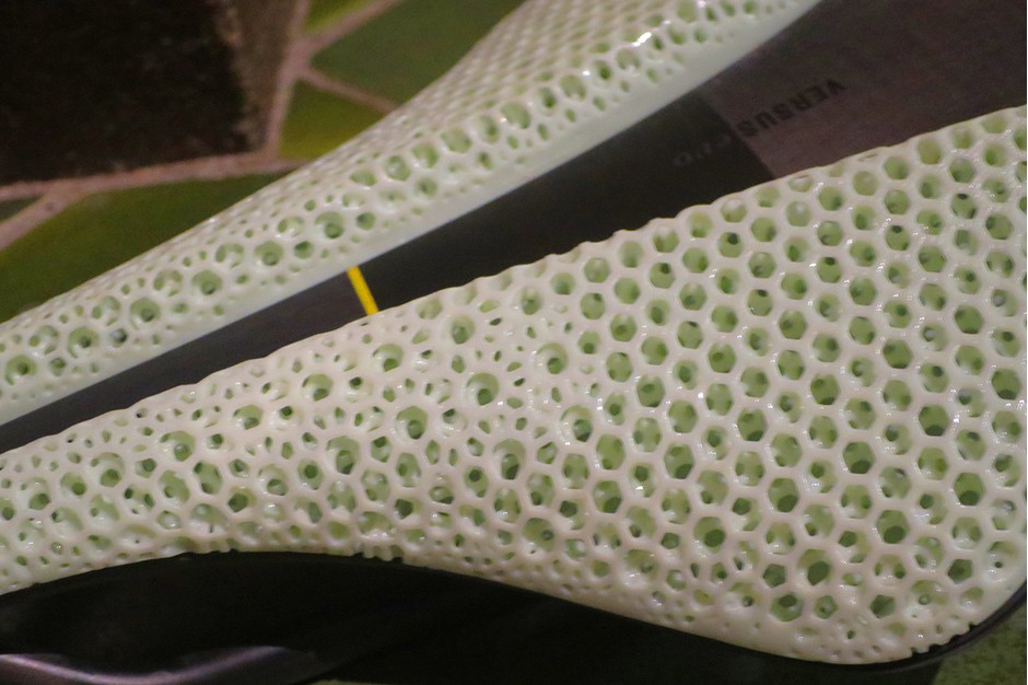 坐垫也将热塑 Fizik推出3D打印坐垫