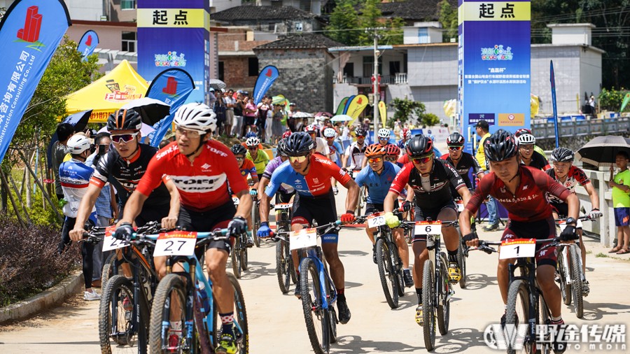 首屆霞浦溪西全國山地越野邀請賽  郭鑫偉強(qiáng)勢奪冠