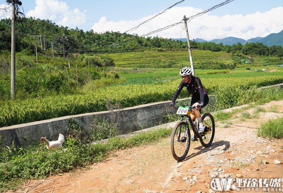 首届霞浦溪西全国山地越野邀请赛  郭鑫伟强势夺冠