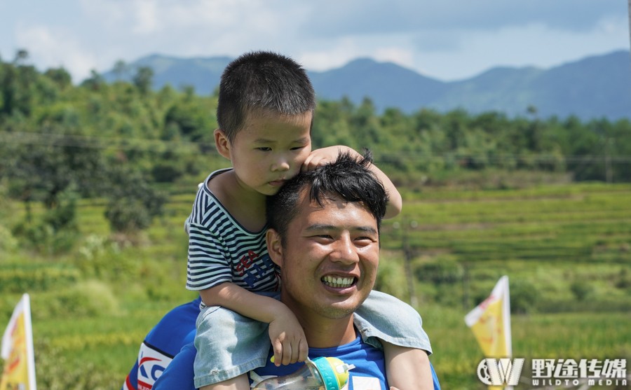 首屆霞浦溪西全國山地越野邀請賽  郭鑫偉強(qiáng)勢奪冠