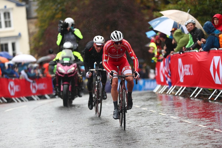 2019世锦赛男子精英赛：大爆冷！彼得森夺得彩虹衫