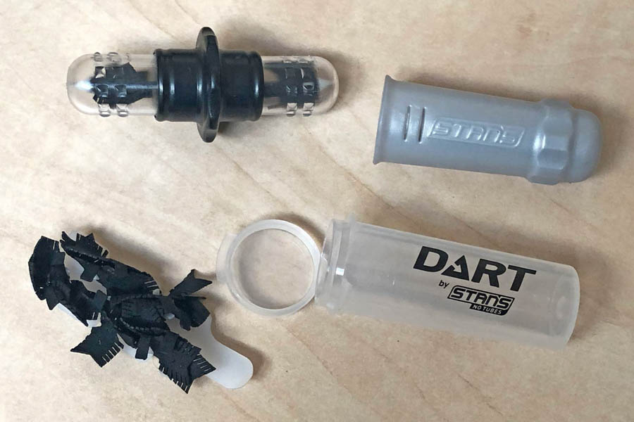 用“飞镖”解决破胎  Stan推出DART真空胎修补工具