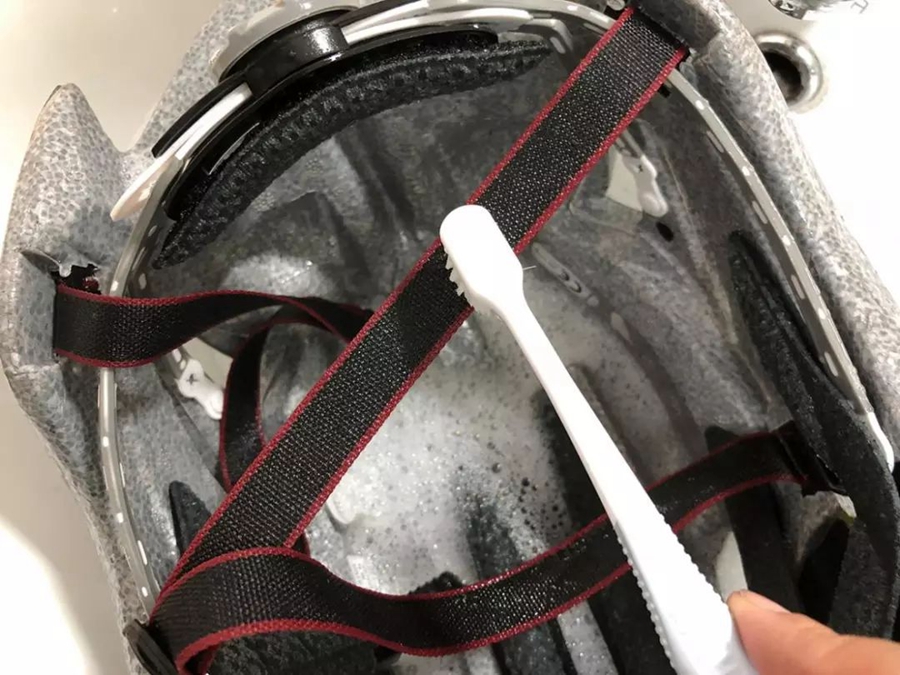 装备大保健：自行车头盔清洗保养指南