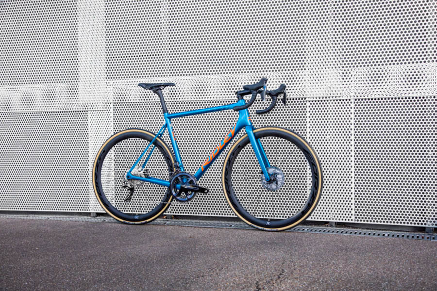 增配碟刹一体把 Ridley Helium SLX发布