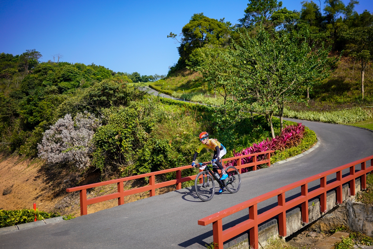 畅骑山海果岭 2020星河山海半岛首届山地车精英赛