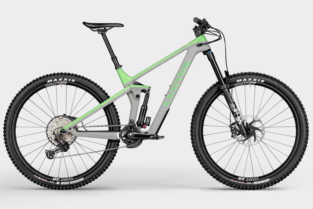 规格小改 新增涂装 Canyon推出新款Strive